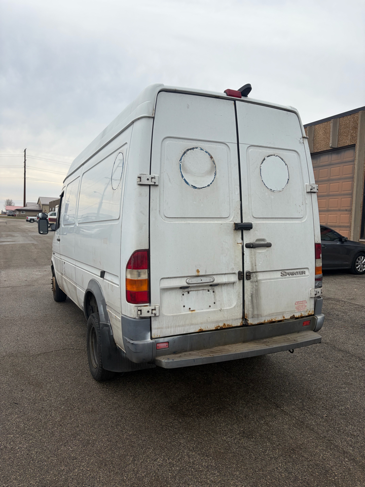 Dodge Sprinter Van 3500 High Ceiling 140-in. WB 2006