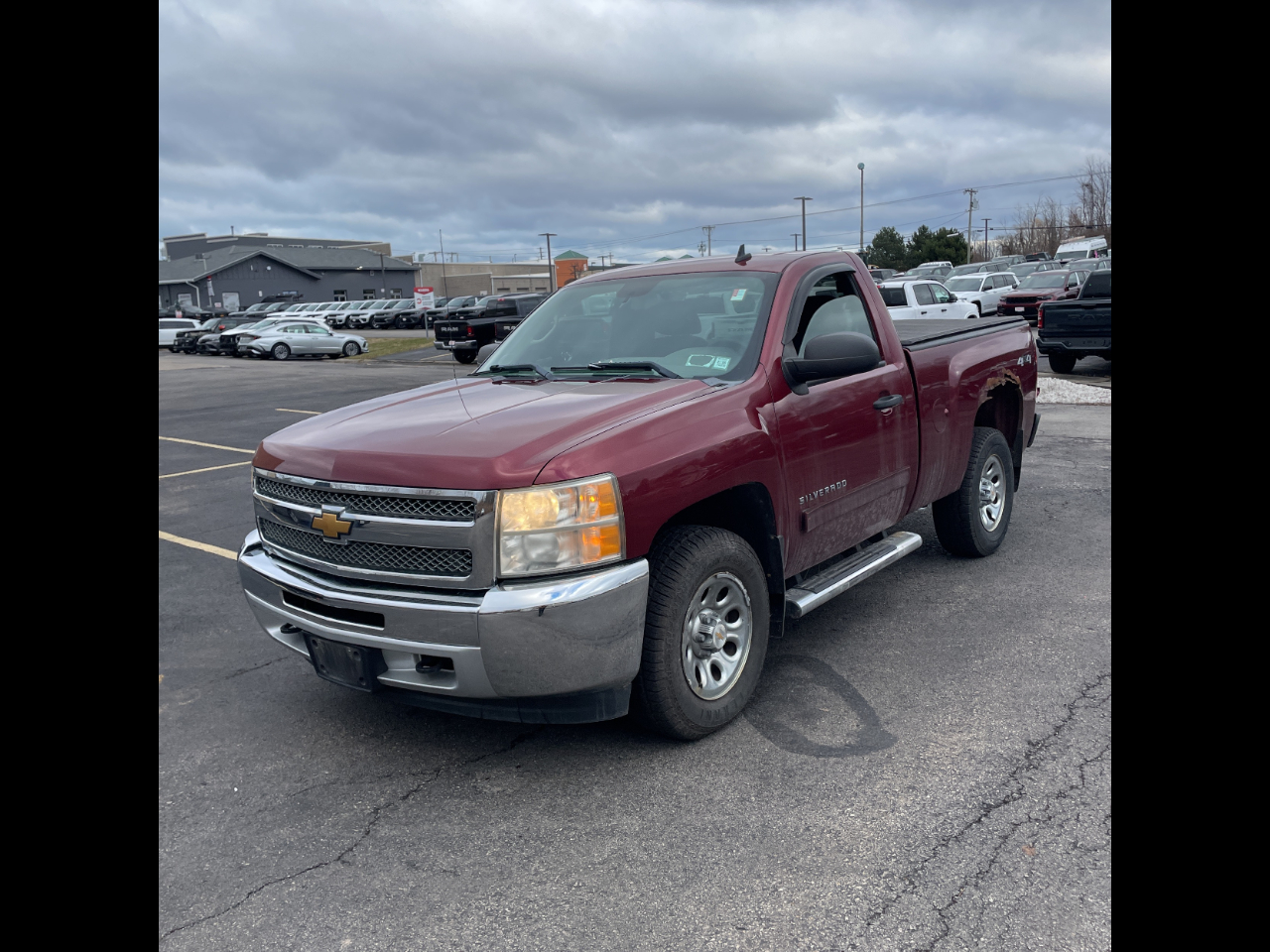 Chevrolet Silverado 1500 4WD Reg Cab 119.0" LT 2013