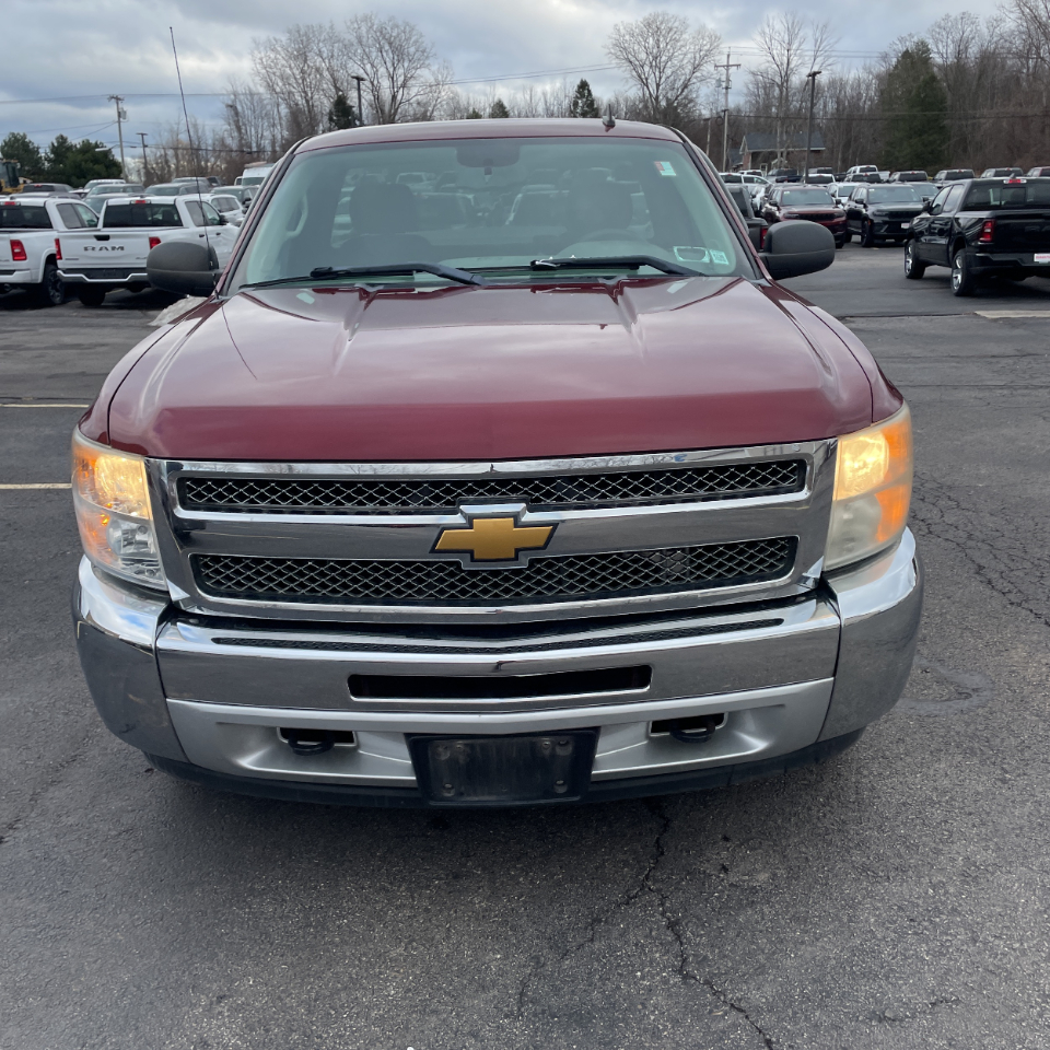 Chevrolet Silverado 1500 4WD Reg Cab 119.0" LT 2013