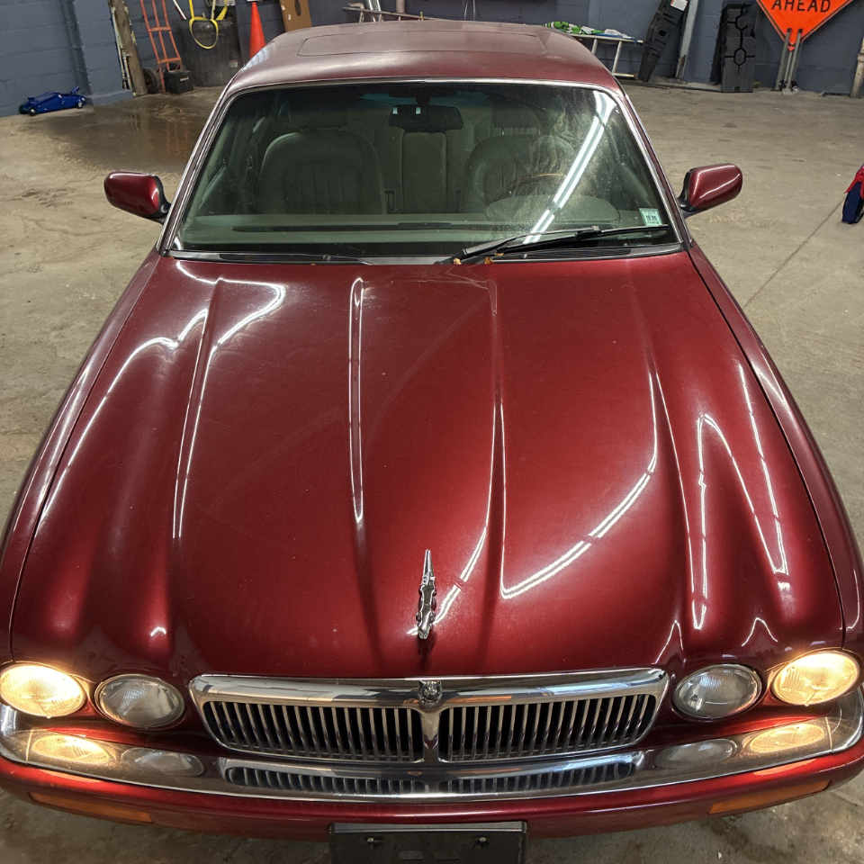Jaguar XJ Series Sedan 4dr Sdn 4.0L 1996