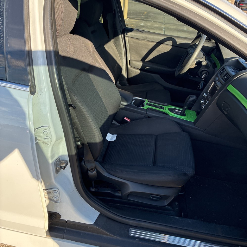 Pontiac G8 4dr Sdn 2009