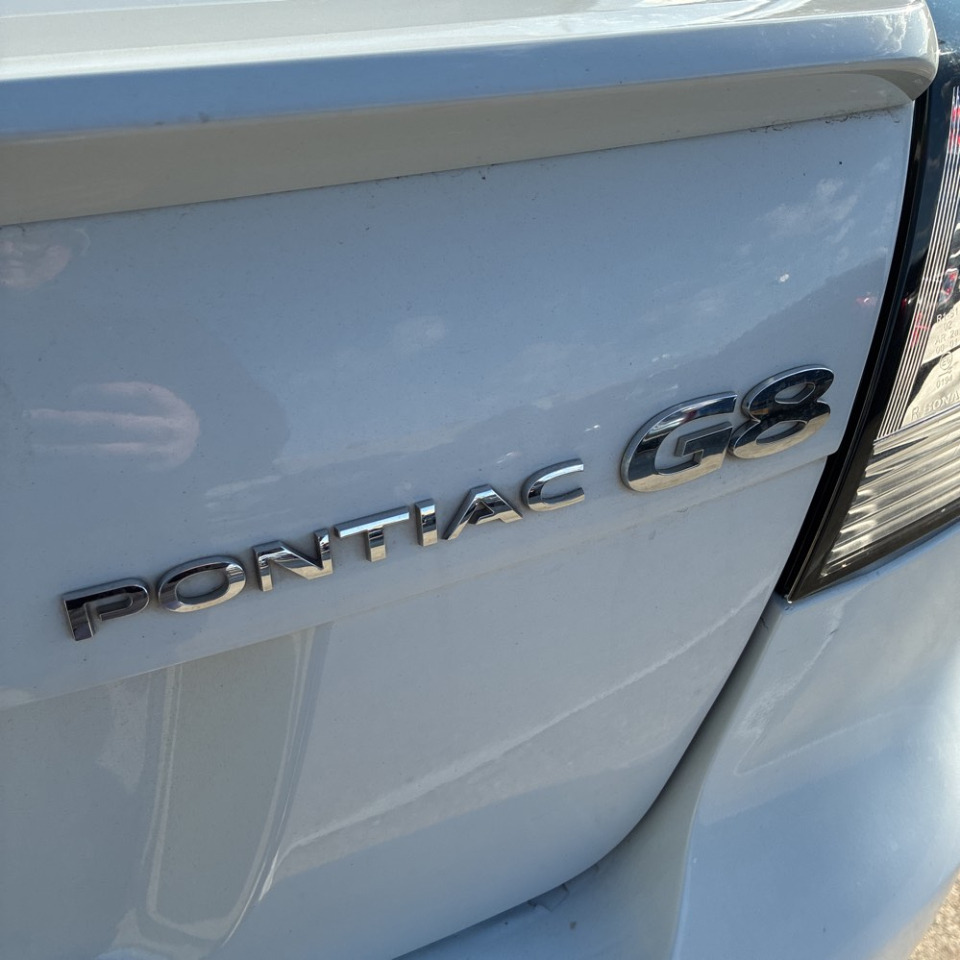 Pontiac G8 4dr Sdn 2009