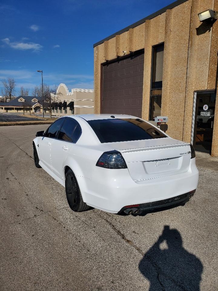 Pontiac G8 4dr Sdn 2009