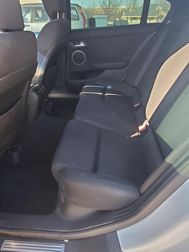 Pontiac G8 4dr Sdn 2009