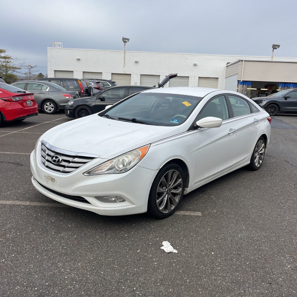 Hyundai Sonata 4dr Sdn 2.4L Auto SE 2013