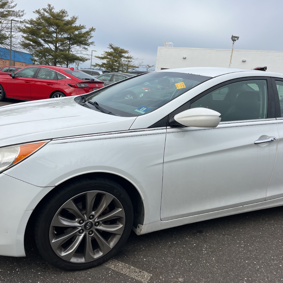 Hyundai Sonata 4dr Sdn 2.4L Auto SE 2013