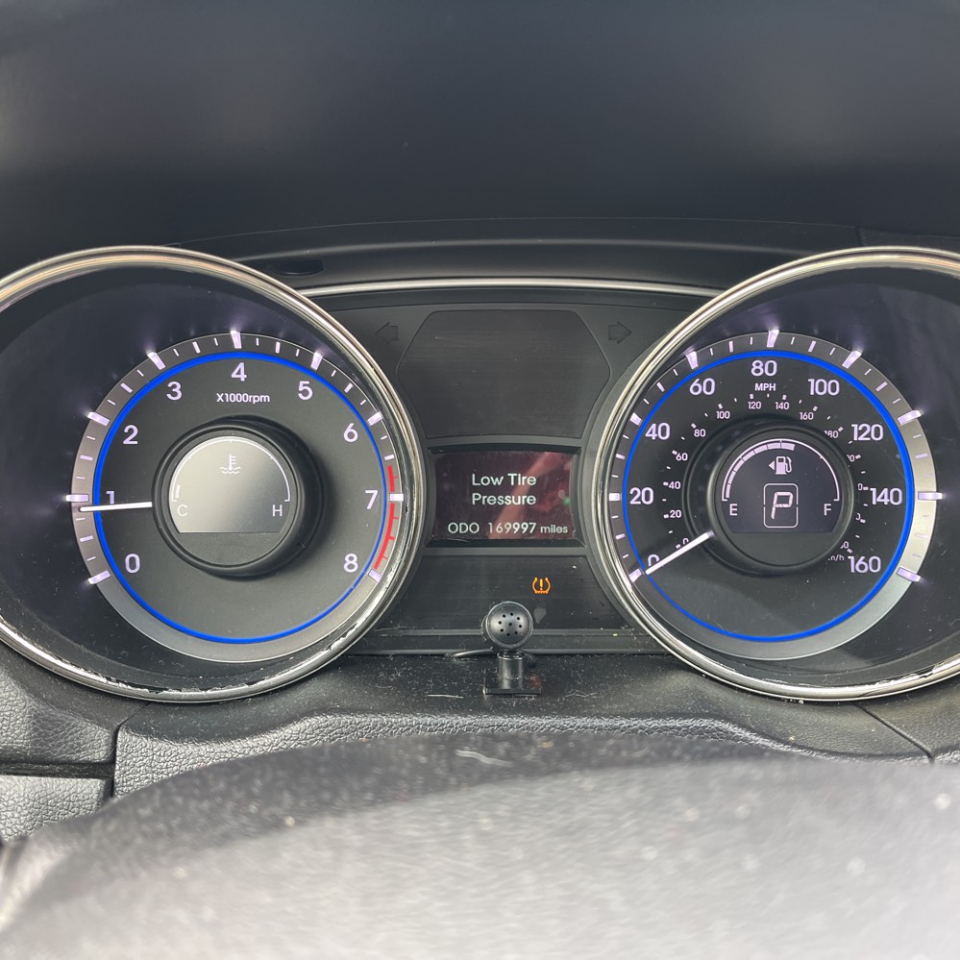 Hyundai Sonata 4dr Sdn 2.4L Auto SE 2013