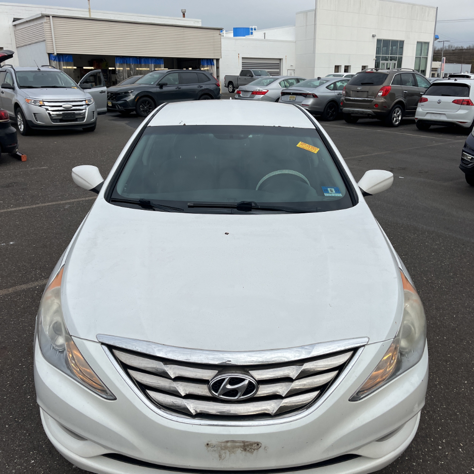 Hyundai Sonata 4dr Sdn 2.4L Auto SE 2013
