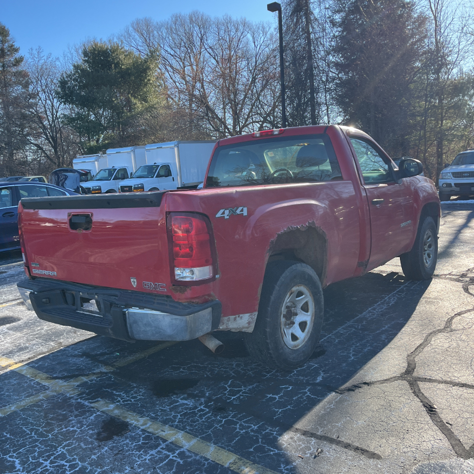 GMC Sierra 1500 4WD Reg Cab 119.0" Work Truck 2011
