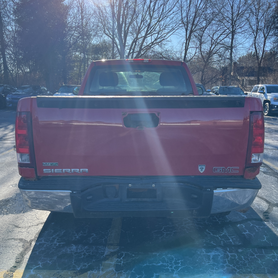 GMC Sierra 1500 4WD Reg Cab 119.0" Work Truck 2011