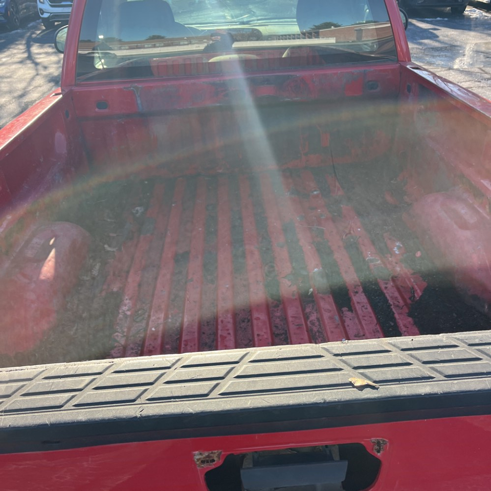 GMC Sierra 1500 4WD Reg Cab 119.0" Work Truck 2011