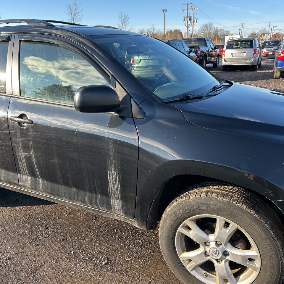 Toyota RAV4 4WD 4dr 4-cyl 4-Spd AT (Natl) 2011