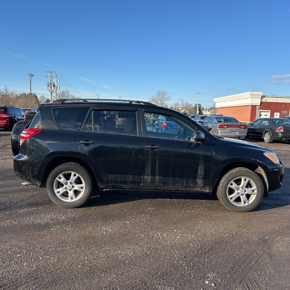 Toyota RAV4 4WD 4dr 4-cyl 4-Spd AT (Natl) 2011