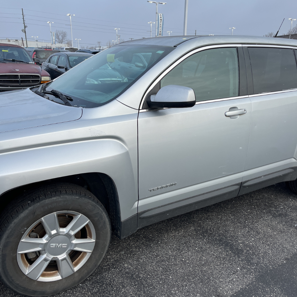 GMC Terrain FWD 4dr SLE-1 2011