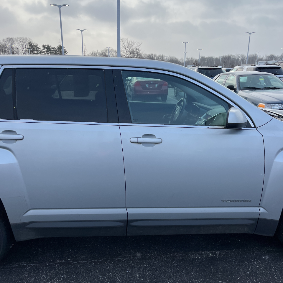 GMC Terrain FWD 4dr SLE-1 2011