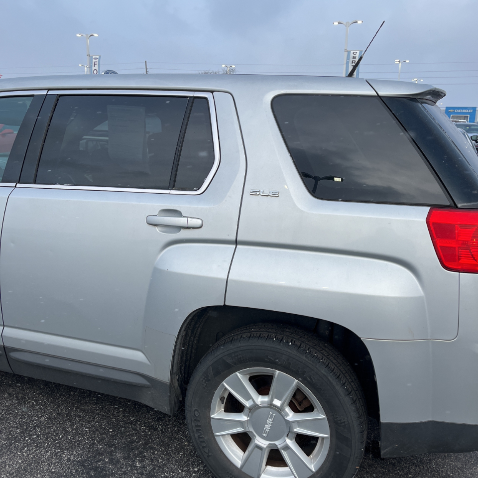 GMC Terrain FWD 4dr SLE-1 2011