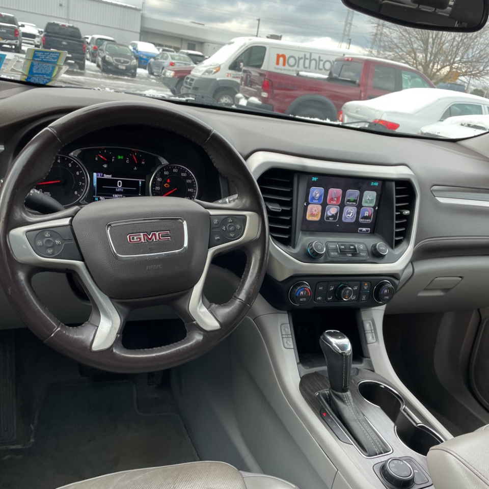 GMC Acadia AWD 4dr SLT w/SLT-1 2017