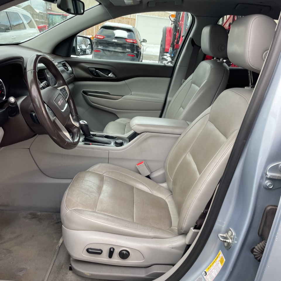 GMC Acadia AWD 4dr SLT w/SLT-1 2017