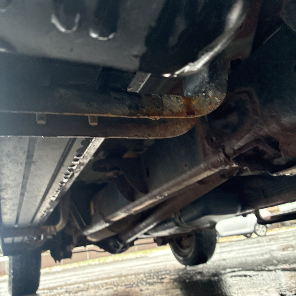 Dodge Ram 1500 4WD Quad Cab 140.5" ST 2010