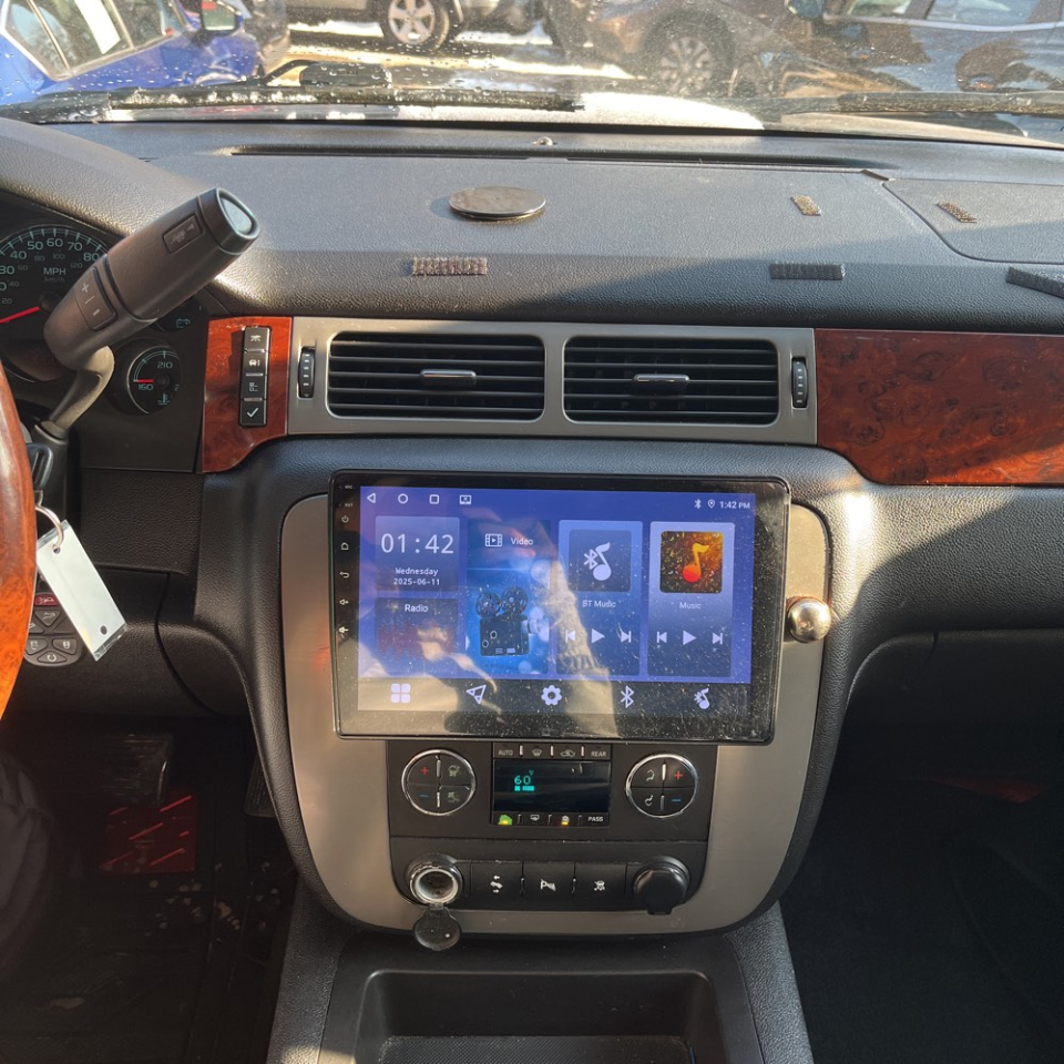 GMC Yukon 4WD 4dr 1500 SLT w/4SB 2009