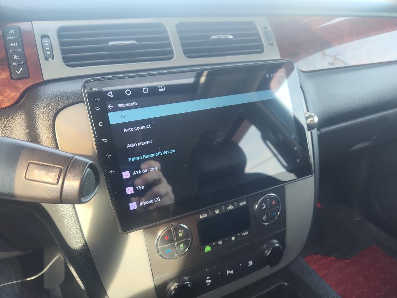 GMC Yukon 4WD 4dr 1500 SLT w/4SB 2009