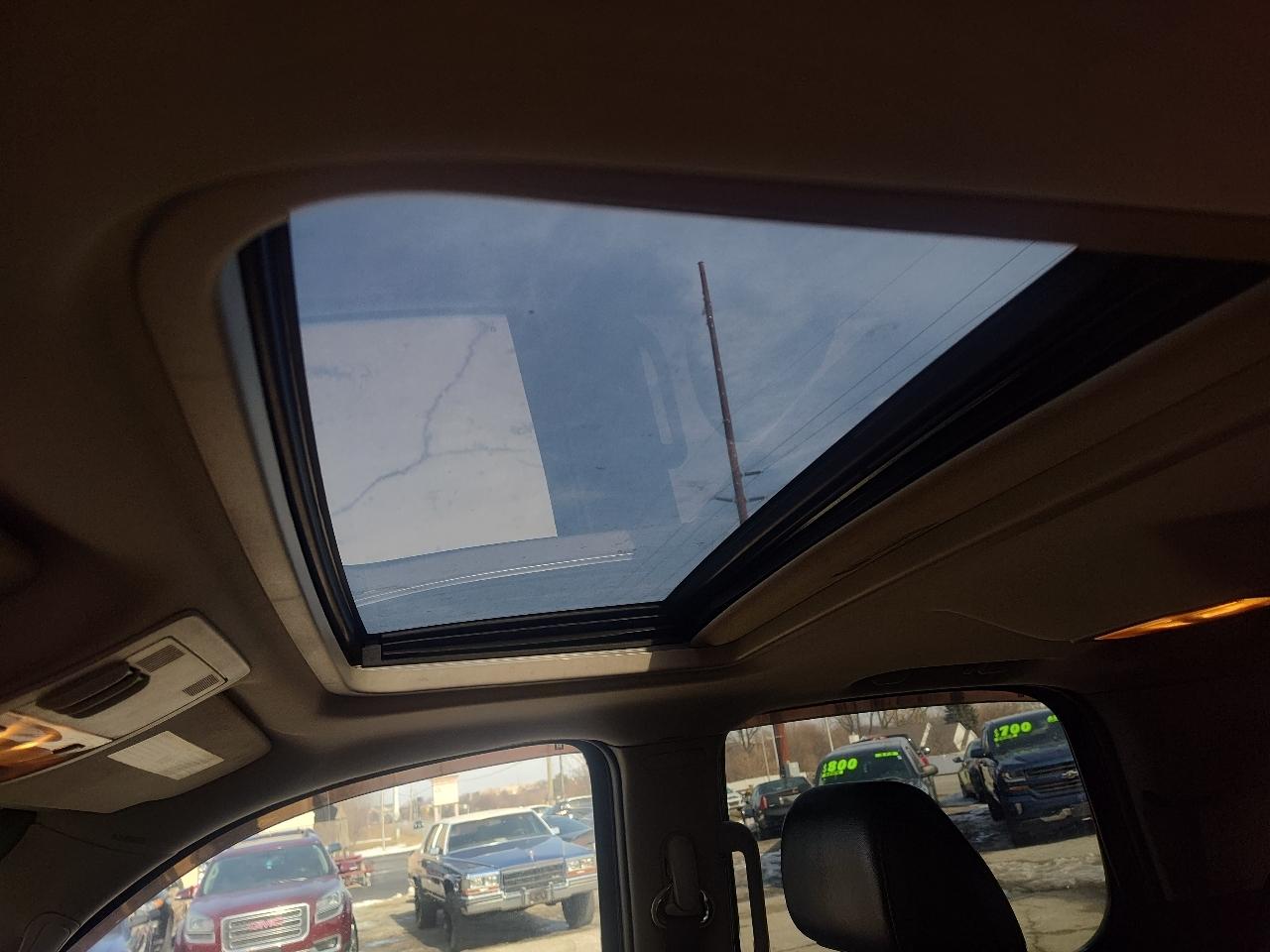 GMC Yukon 4WD 4dr 1500 SLT w/4SB 2009