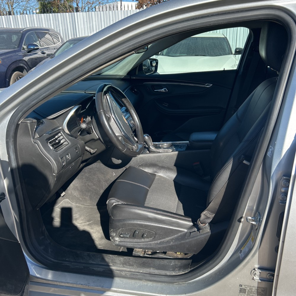 Chevrolet Impala 4dr Sdn LT w/1LT 2019