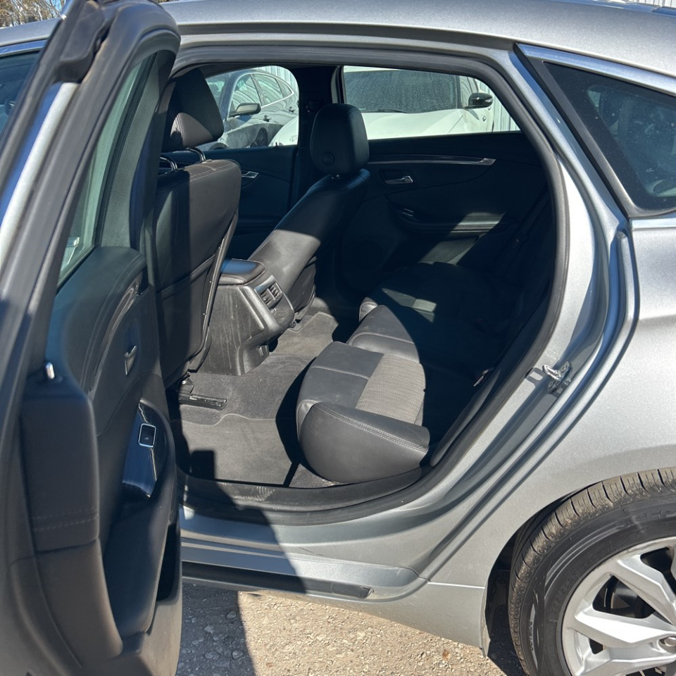 Chevrolet Impala 4dr Sdn LT w/1LT 2019