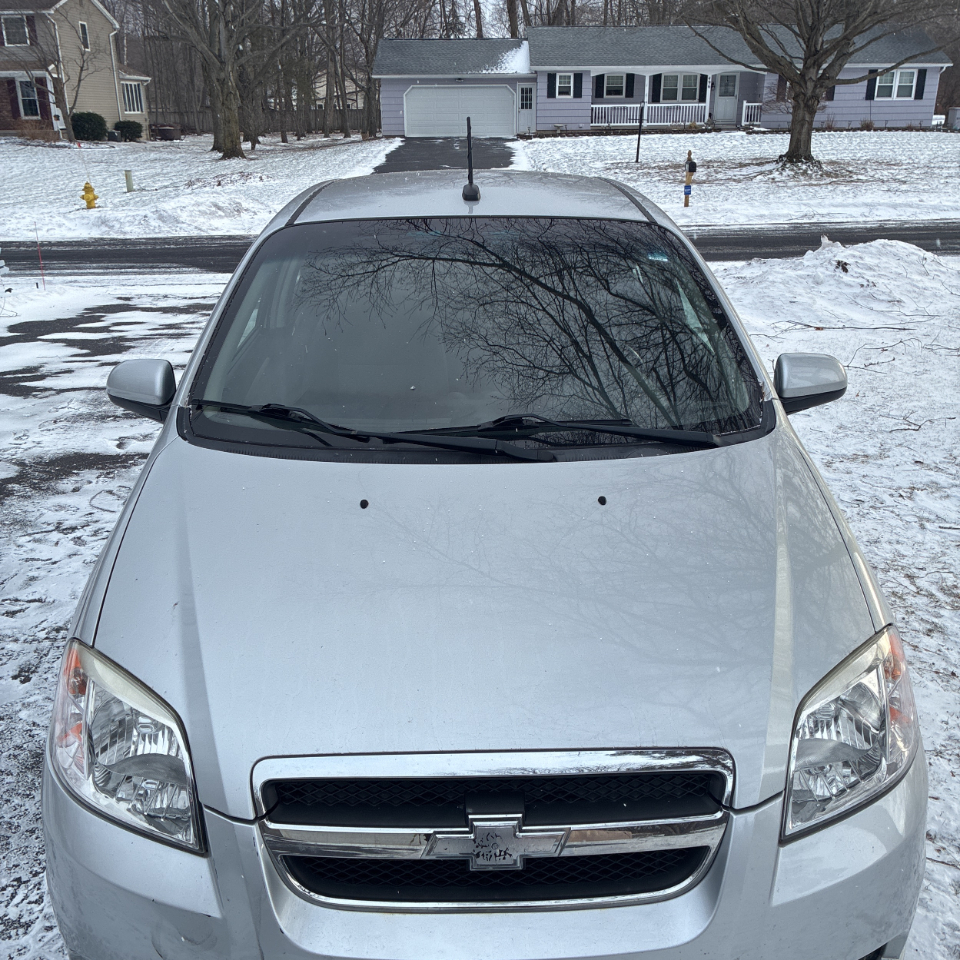 Chevrolet Aveo 4dr Sdn LS 2011