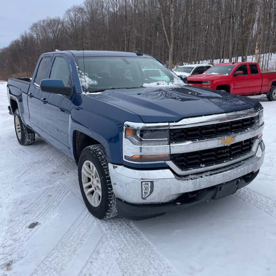 Chevrolet Silverado 1500 4WD Double Cab 143.5" LT w/1LT 2016