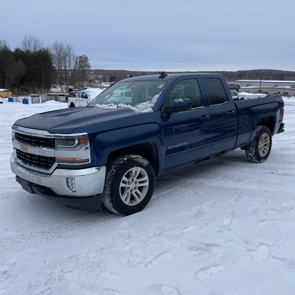 Chevrolet Silverado 1500 4WD Double Cab 143.5" LT w/1LT 2016