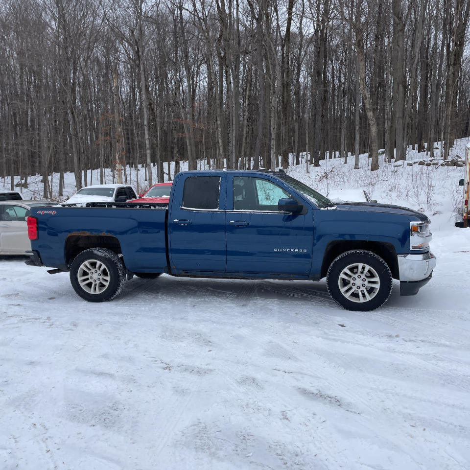Chevrolet Silverado 1500 4WD Double Cab 143.5" LT w/1LT 2016