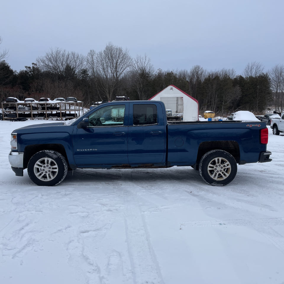 Chevrolet Silverado 1500 4WD Double Cab 143.5" LT w/1LT 2016