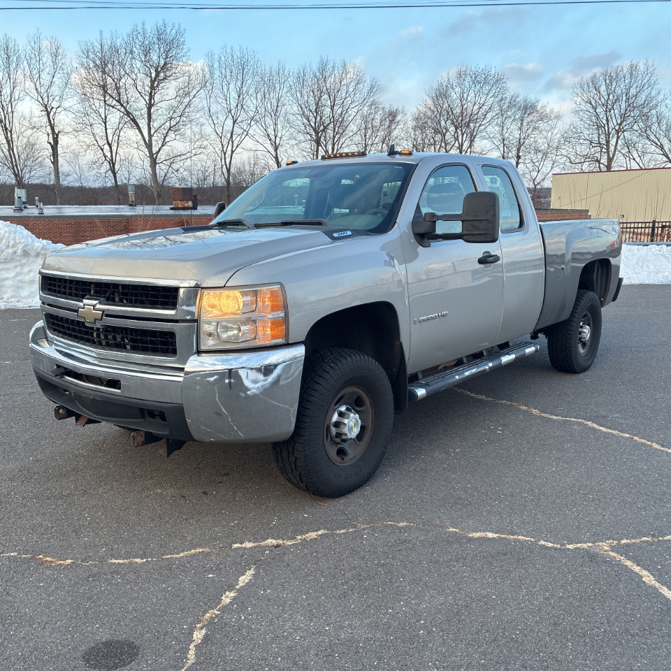 Chevrolet Silverado 2500HD 4WD Ext Cab 143.5" Work Truck 2007