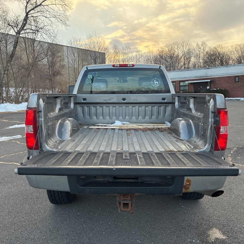Chevrolet Silverado 2500HD 4WD Ext Cab 143.5" Work Truck 2007