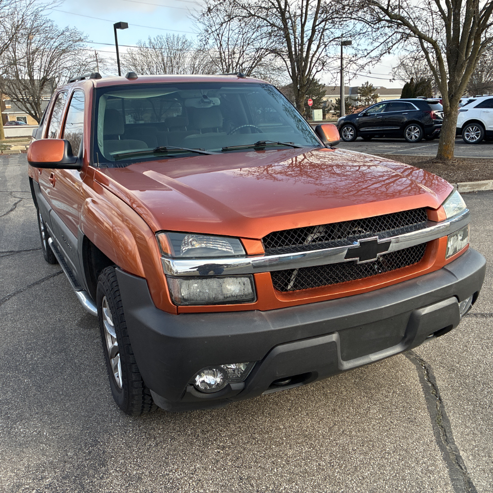 Chevrolet Avalanche 1500 5dr Crew Cab 130" WB 4WD LS 2005