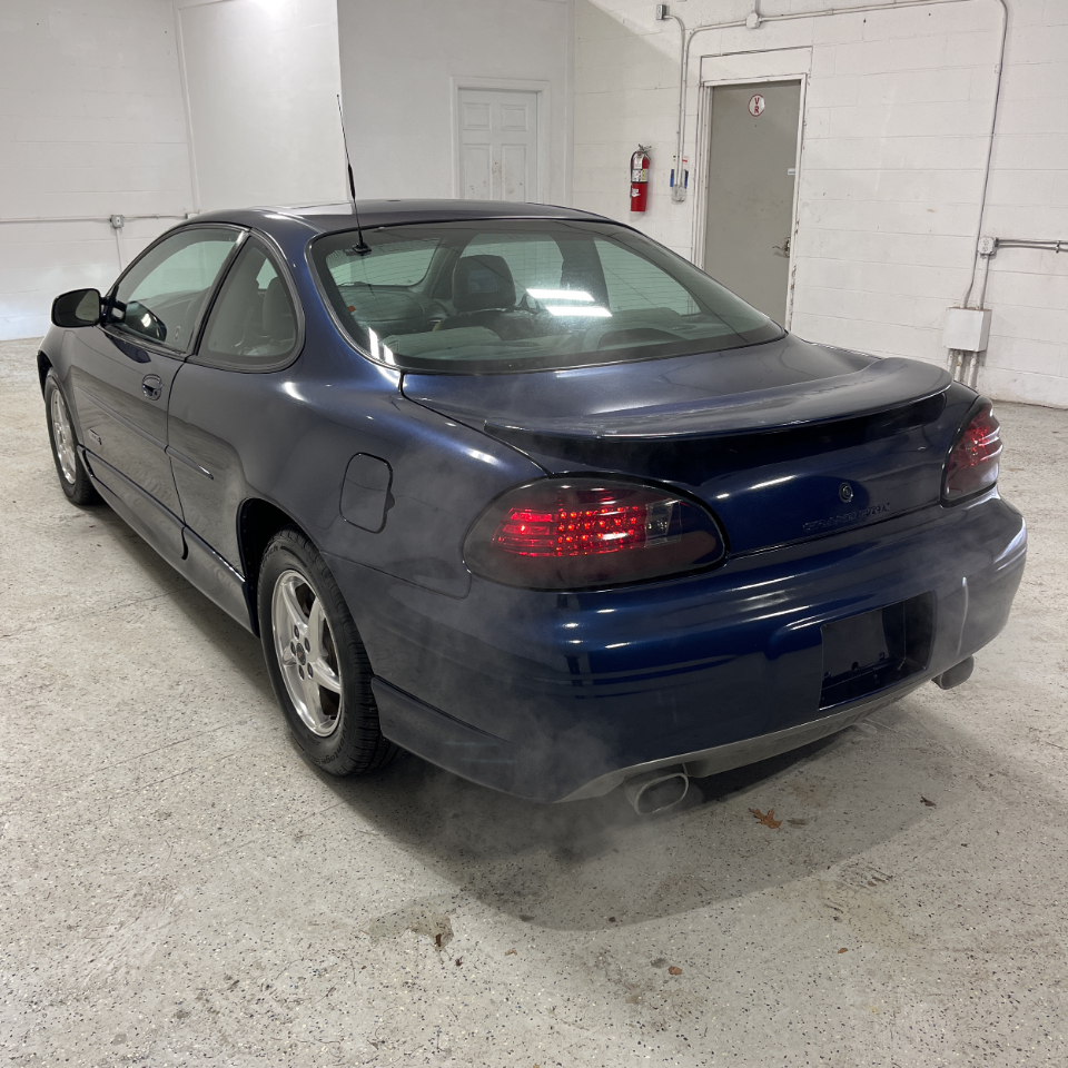 Pontiac Grand Prix 2dr Cpe GTP 2001