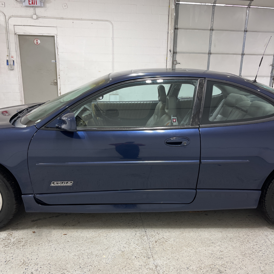 Pontiac Grand Prix 2dr Cpe GTP 2001