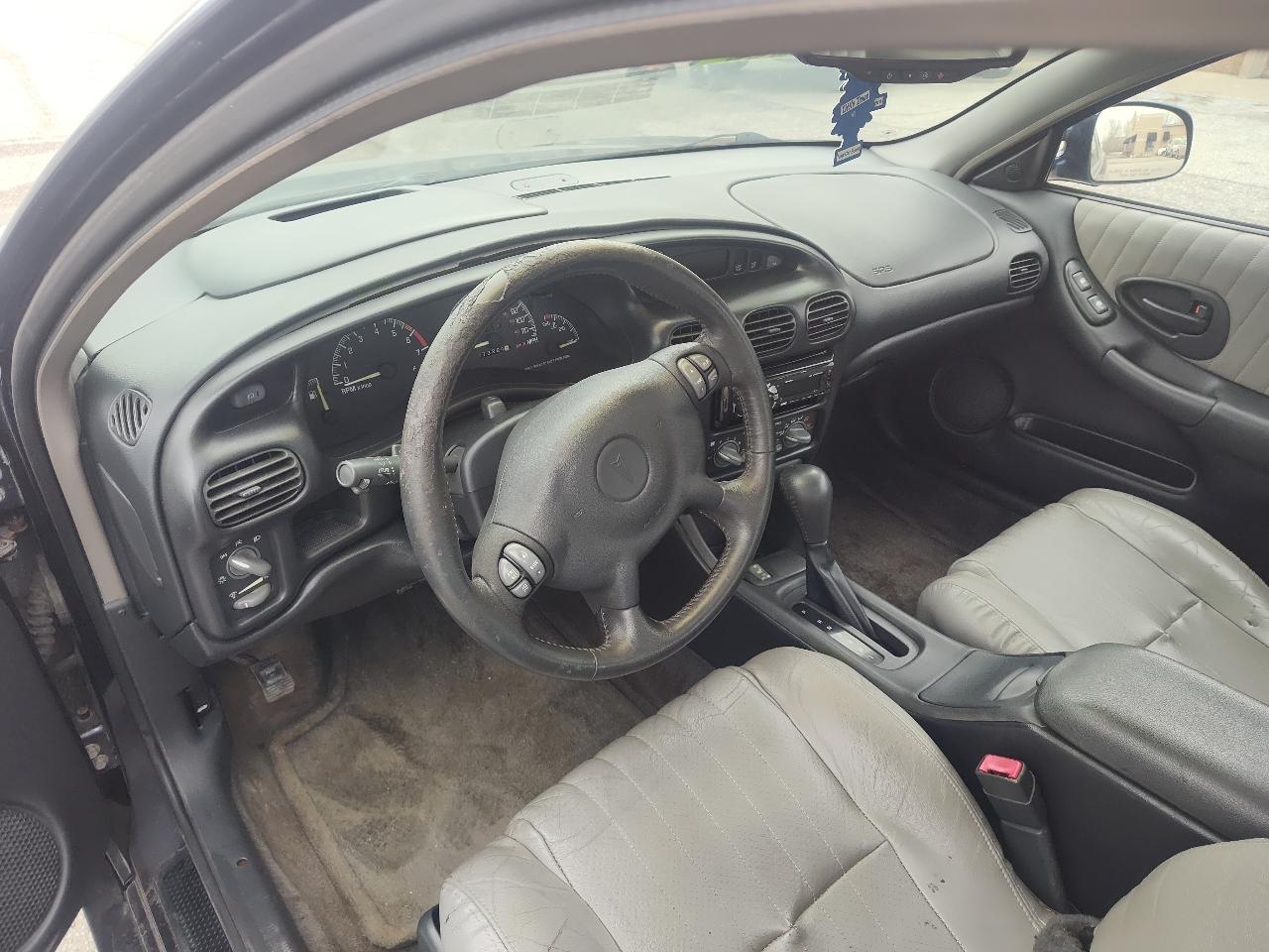 Pontiac Grand Prix 2dr Cpe GTP 2001