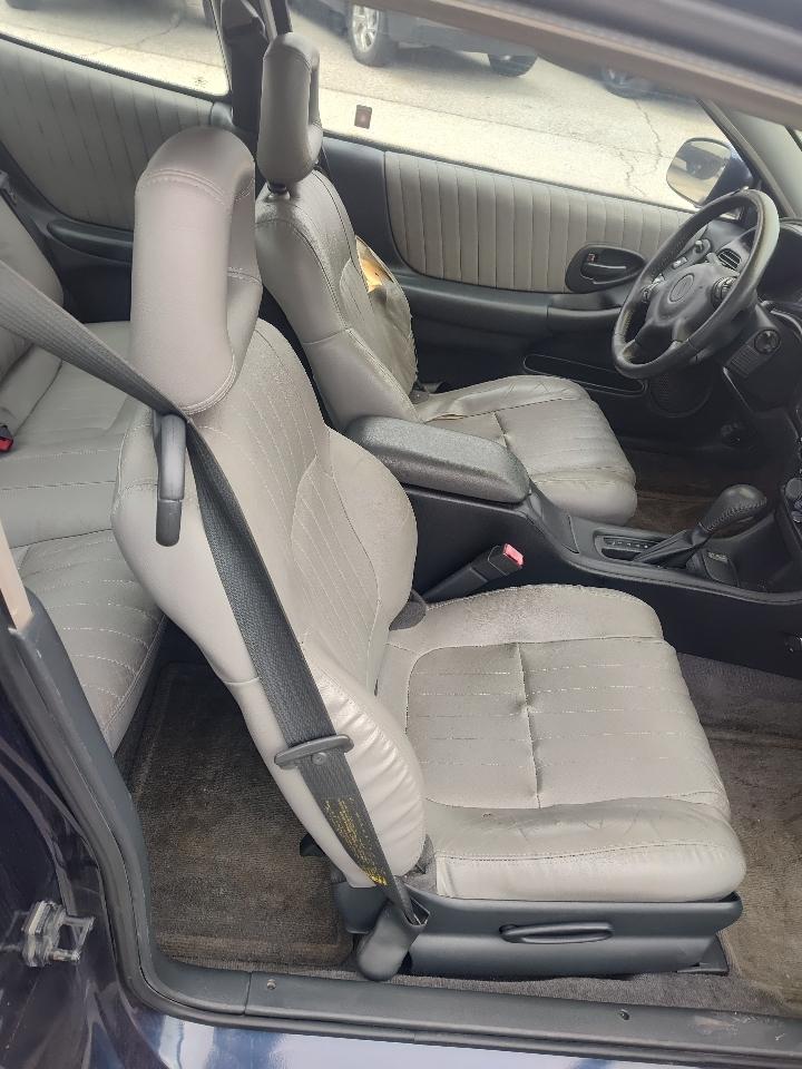 Pontiac Grand Prix 2dr Cpe GTP 2001