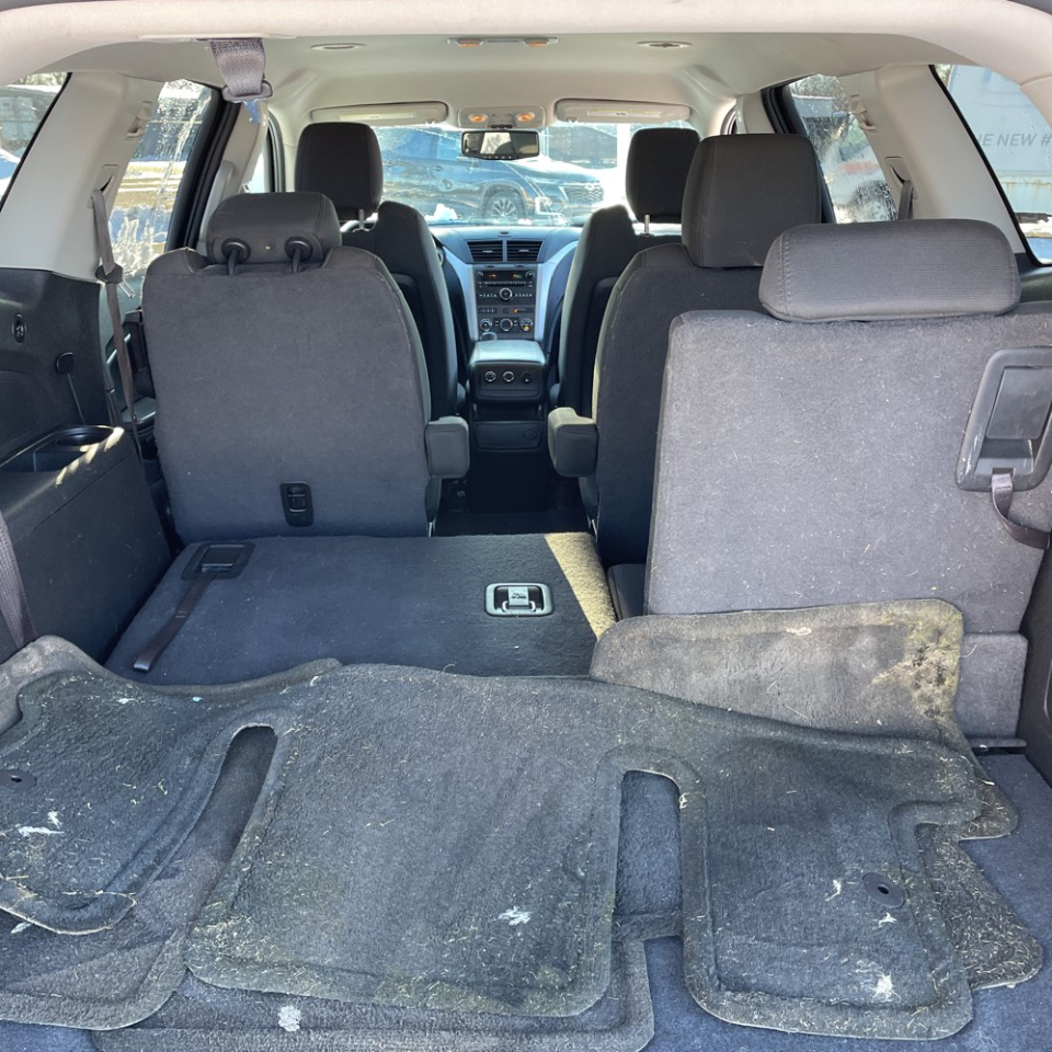 Chevrolet Traverse AWD 4dr LT w/1LT 2012