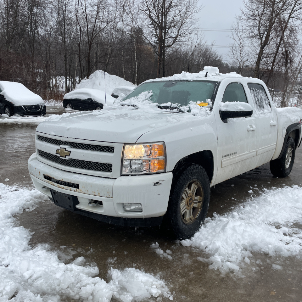 Chevrolet Silverado 1500 4WD Crew Cab 143.5" LTZ 2011