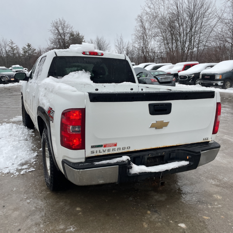 Chevrolet Silverado 1500 4WD Crew Cab 143.5" LTZ 2011