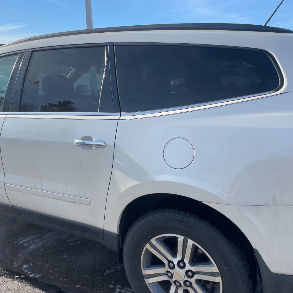 Chevrolet Traverse AWD 4dr LT w/2LT 2015