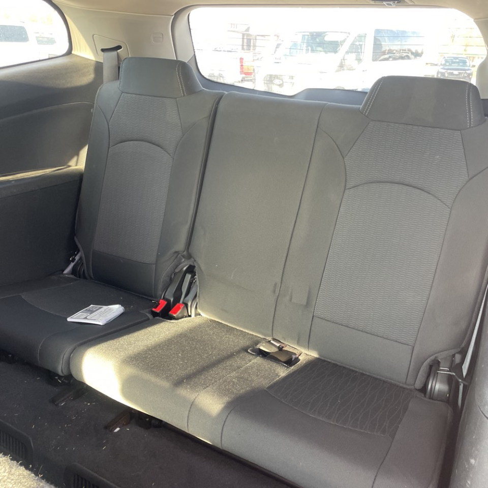 Chevrolet Traverse AWD 4dr LT w/2LT 2015