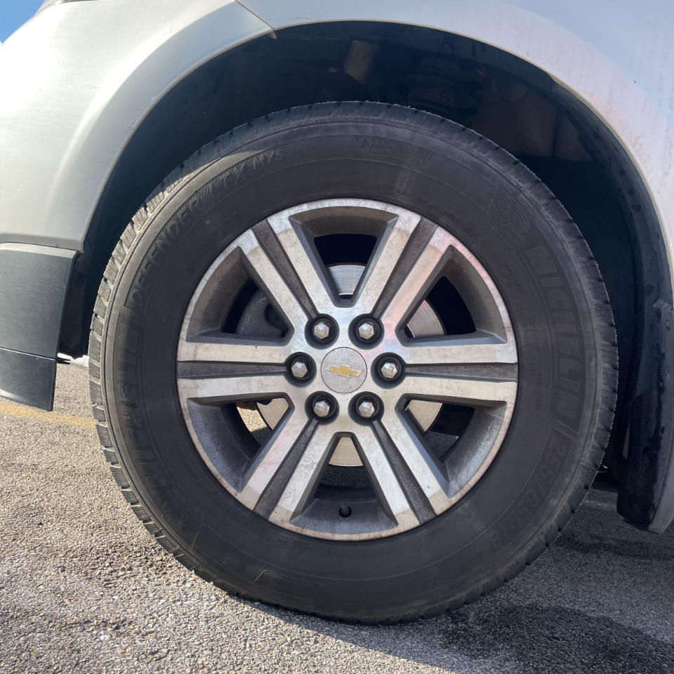 Chevrolet Traverse AWD 4dr LT w/2LT 2015