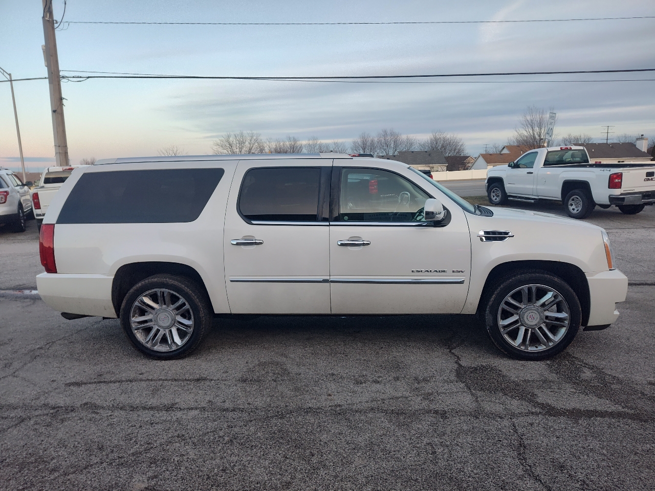 Cadillac Escalade ESV AWD 4dr Platinum Edition 2012