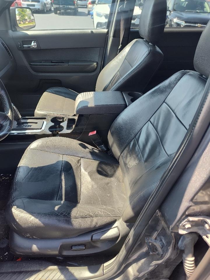 Ford Escape FWD 4dr XLT 2011