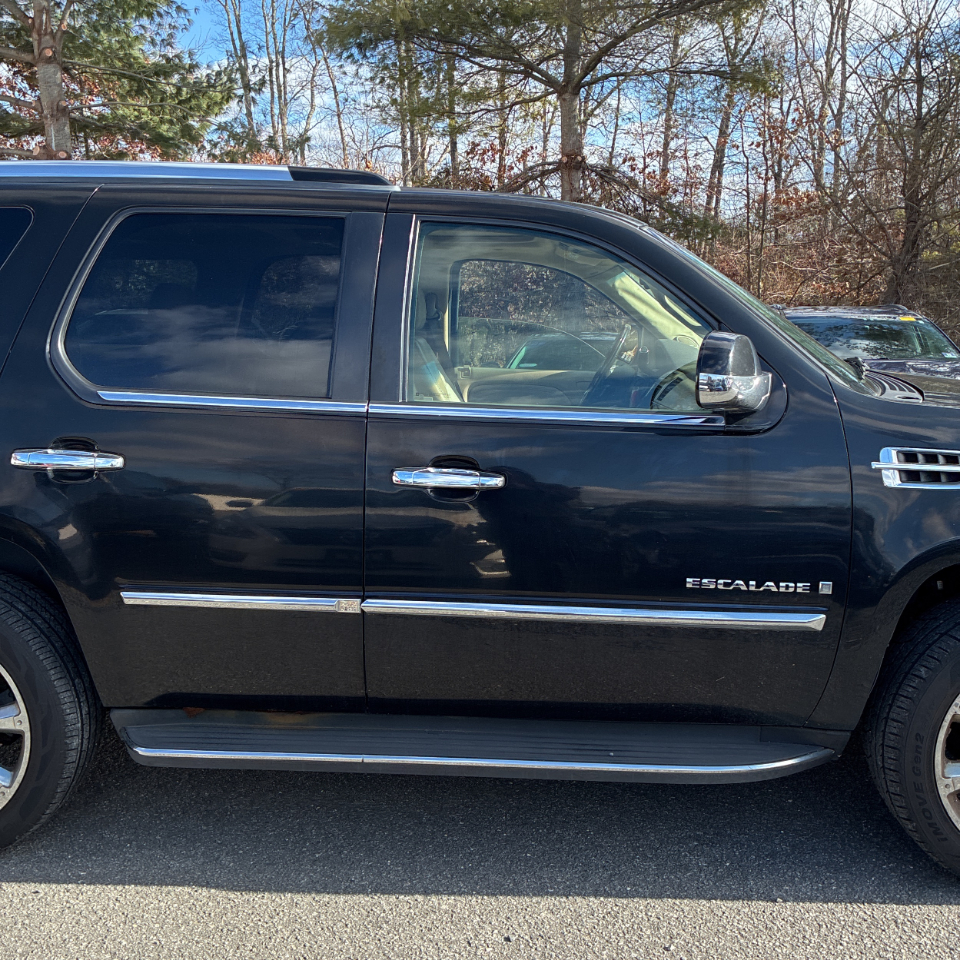 Cadillac Escalade AWD 4dr 2009