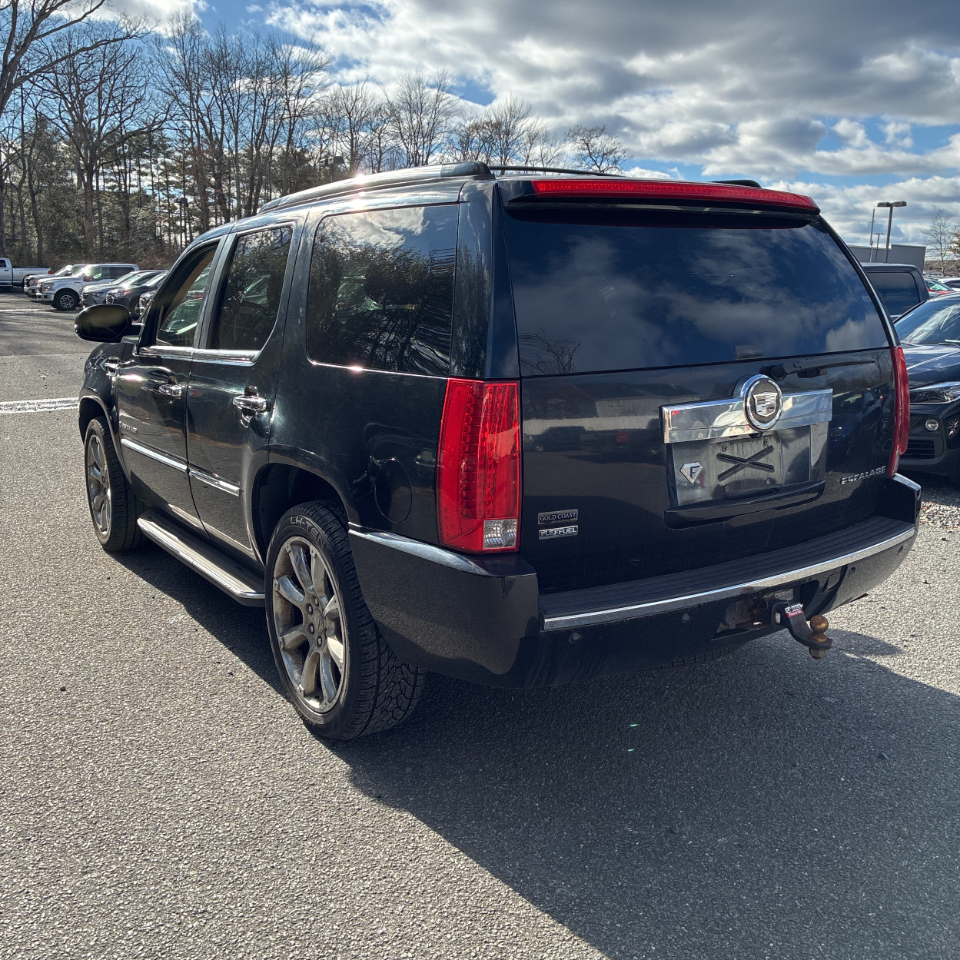 Cadillac Escalade AWD 4dr 2009